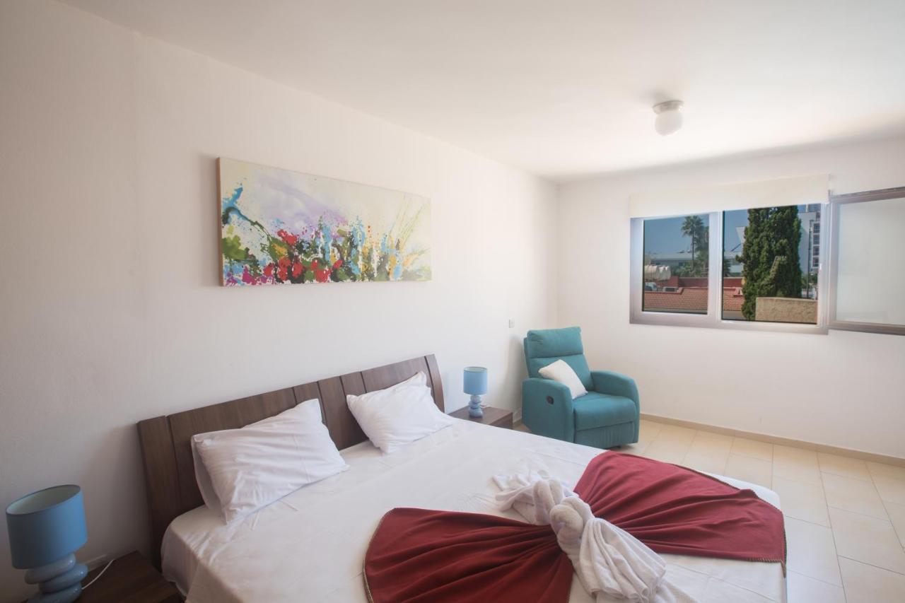 Napiana Apartments Ayía Nápa Extérieur photo