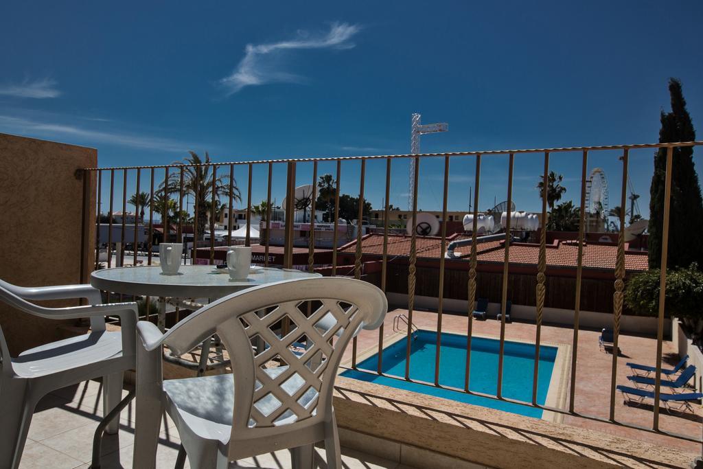 Napiana Apartments Ayía Nápa Chambre photo