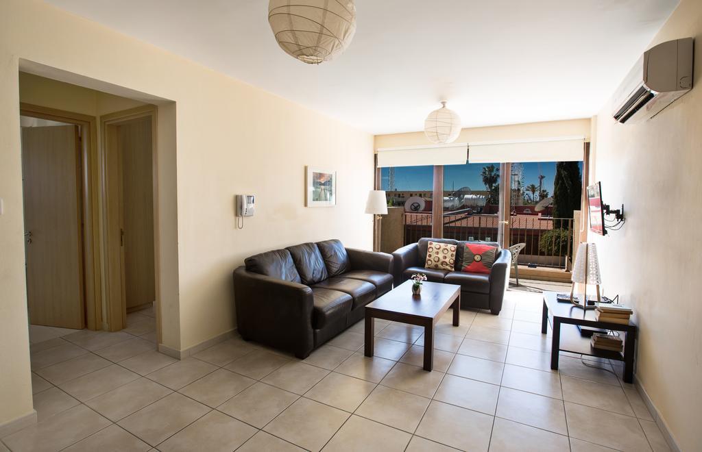 Napiana Apartments Ayía Nápa Chambre photo