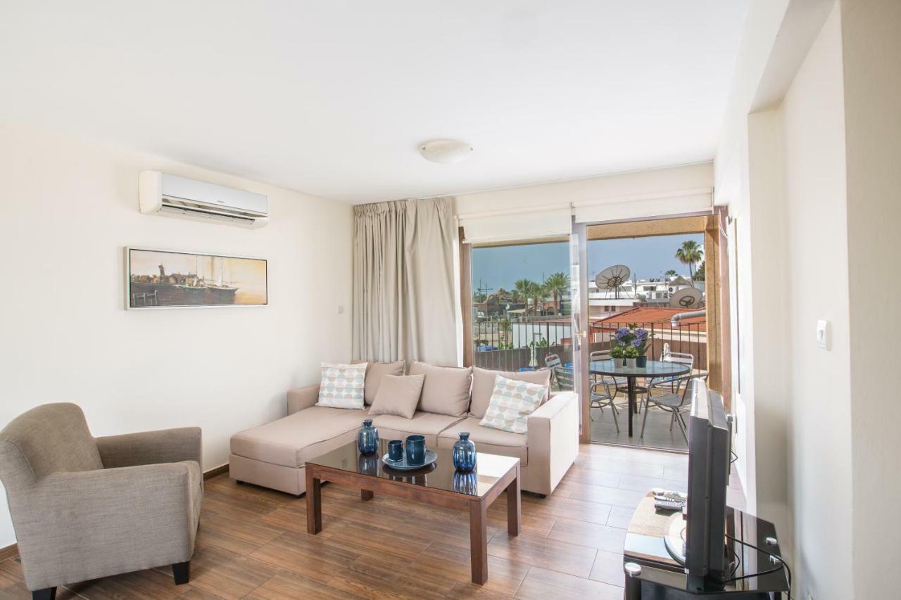 Napiana Apartments Ayía Nápa Extérieur photo